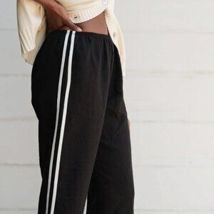 DONNI. -- The Linen Crop Stripe Pant in Jet Black in XS